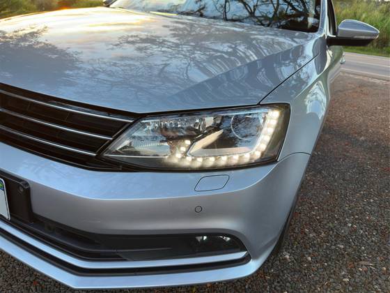 VOLKSWAGEN JETTA 2.0 TSI HIGHLINE 211CV GASOLINA 4P TIPTRONIC